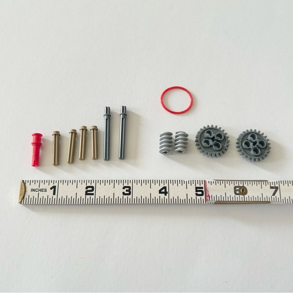 LEGO MINDSTORMS EV3 31313 Mixed Replacement Parts - Picture 3 of 3